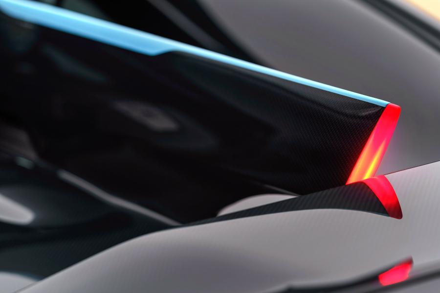 Детали экстерьера Bugatti Divo 2018 года  (фото 43 из 46)